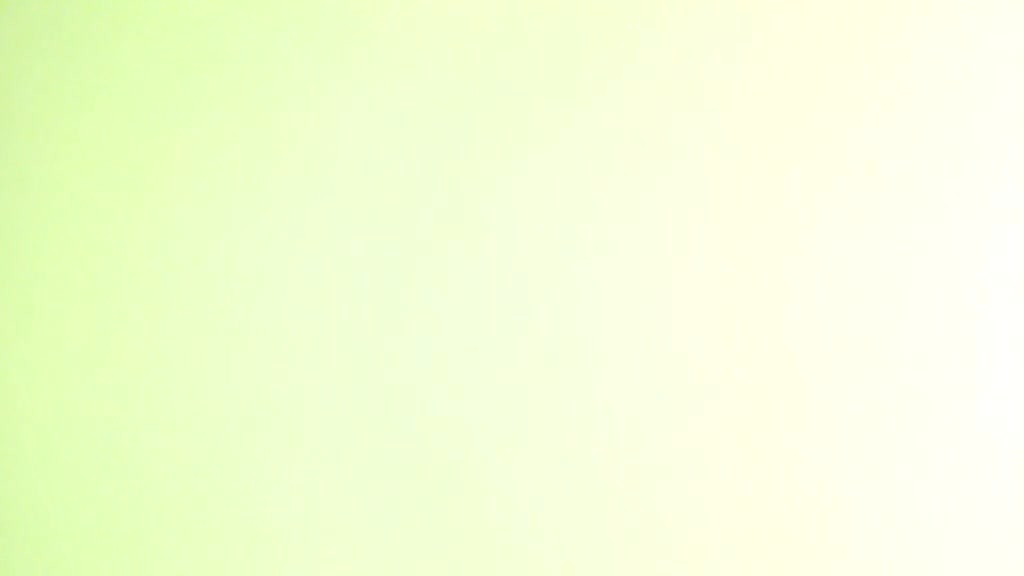 刚开苞不久的褐髮白嫩女私摄影像流出~~