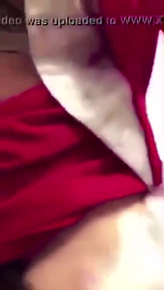 X航空姐在777休息舱内DIY「两指深入」猛抠找G点...一下飞机立刻找砲友%%%1