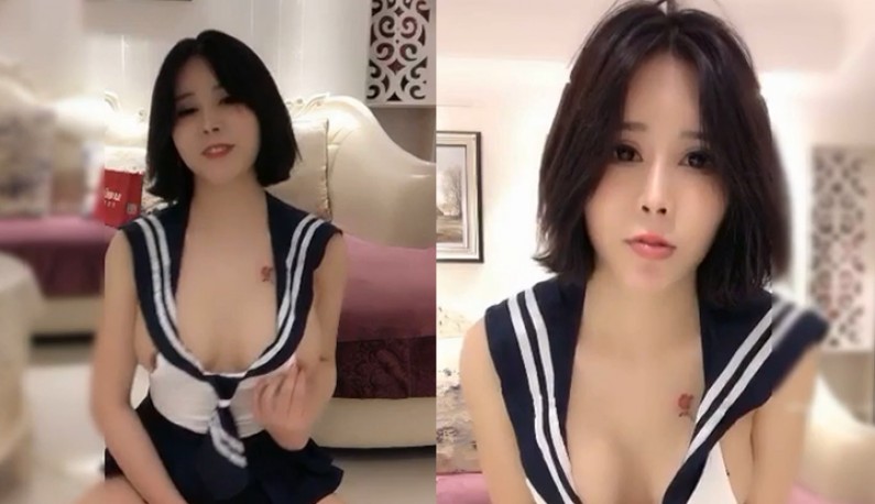 美娜^^酱下海直播 爆乳翘臀淫声浪语