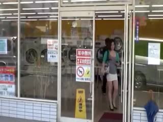 KIL-050コインランドリーの驻车场第05集