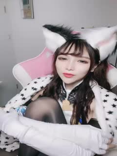 您的私人宠物胡桃妹妹,全程露脸情趣COS装诱惑,激情大秀揉奶玩逼淫声荡语,自己抠穴浪叫呻吟精彩不要错过第02集