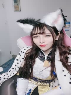 您的私人宠物胡桃妹妹,全程露脸情趣COS装诱惑,激情大秀揉奶玩逼淫声荡语,自己抠穴浪叫呻吟精彩不要错过第04集