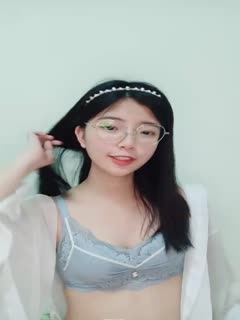 超重磅绝版资源!校花女神【一梦】早期下海珍贵录像~!✨✨✨--这颜值这身材这尺度,反差感极其强烈!_20220518_231400