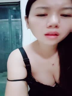 气质白领美少妇下了班一个在家自慰跳蛋自慰刺激,表情勾引狼友蹲下特写手指掰穴淫水流了一地