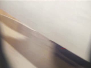 商场女厕洞中偷窥多位年轻的美少妇