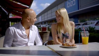 海外疯狂七日，她尝到了此生最销魂的性爱