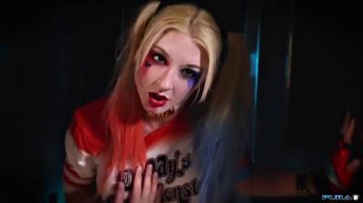 哈雷·奎恩的狂野性爱实录：湿身诱惑让你欲火焚身！