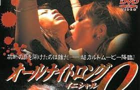 欲火难耐的风骚尤物 撩人俏佳人湿身诱惑