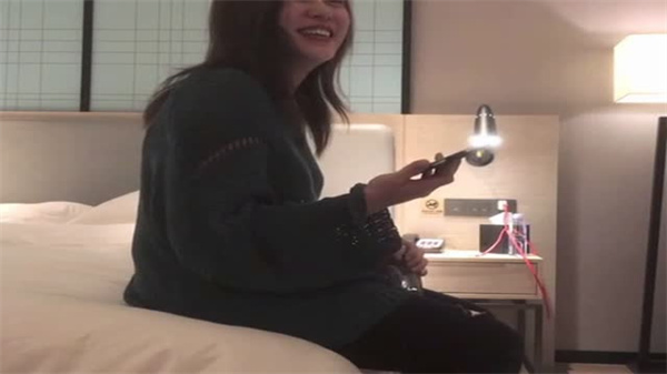 【小宝寻花】极品白虎女神出世！嫩穴粉嫩蜜桃臀 天下归一の绝美诱惑