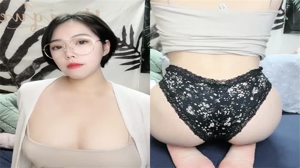 E罩杯爆乳极品丰满尤物，湿身诱惑喷血来袭！1.